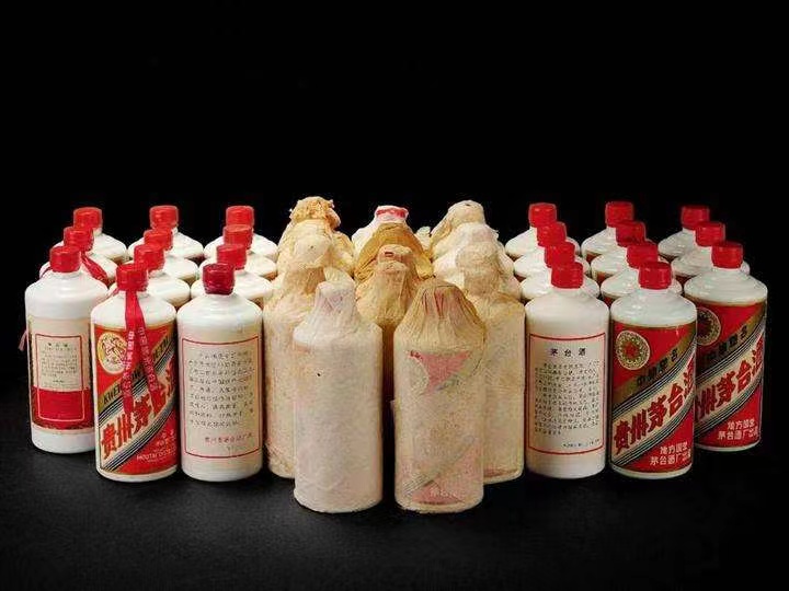 湖滨日照岚山回收酒价格哪里回收(附近上门回收茅台酒）?